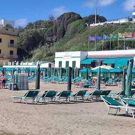 Villa Goldeneye Anzio